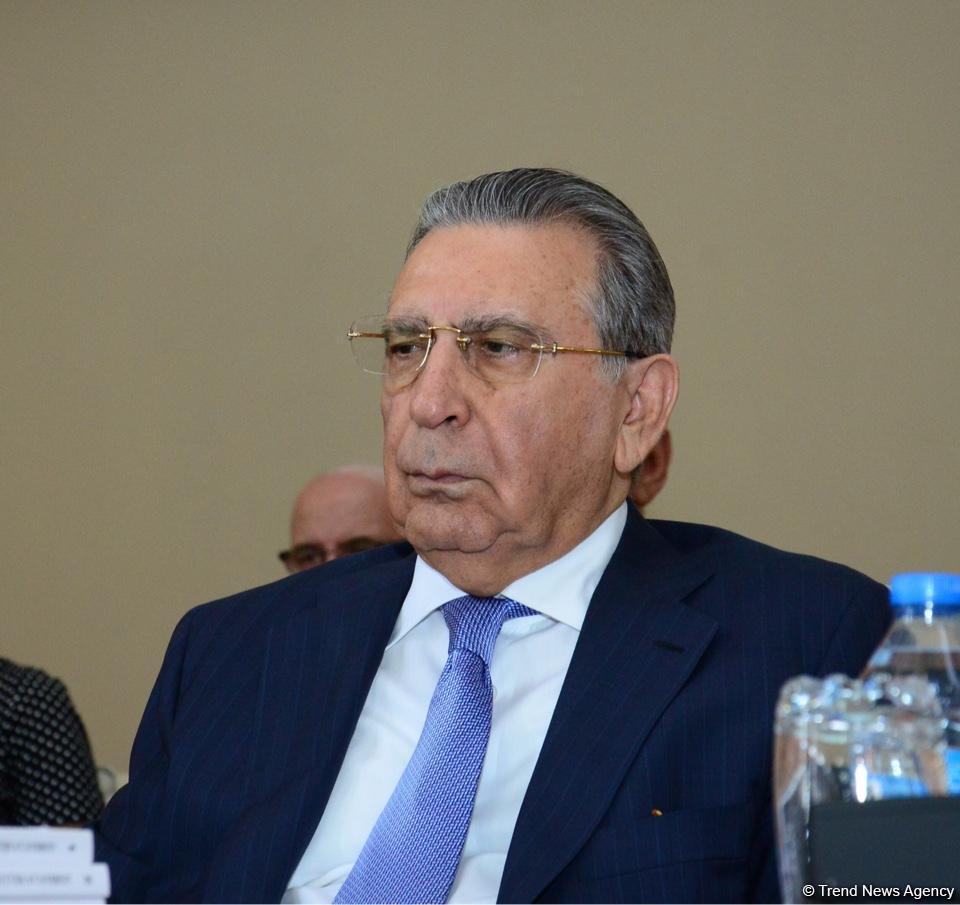 Акиф Ализаде переизбран на пост президента АН Азербайджана
