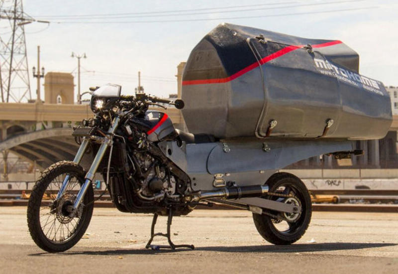 Американец превратил мотоцикл в дом на колесах: фото
