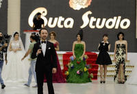 Семь красавиц Азербайджана - свадебные традиции, шоколадный фонтан, шоу фаэтонов и автомобилей