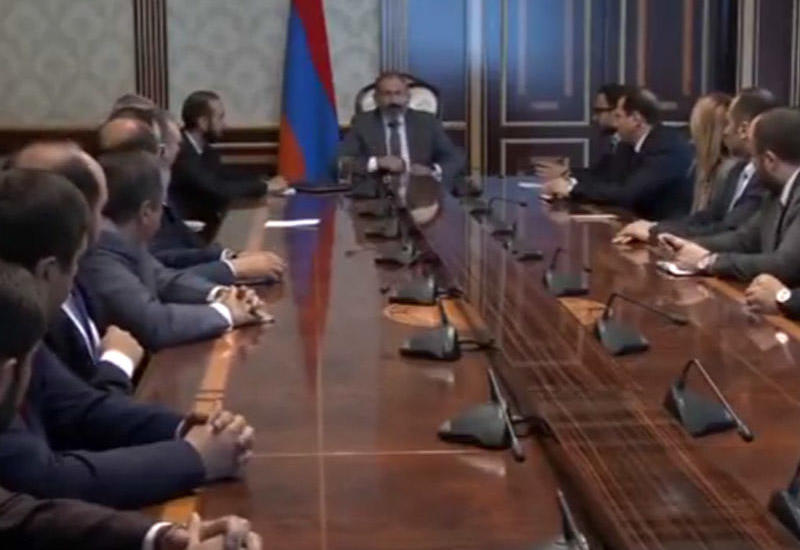 Ermənistan hökumətində idarəçilik böhranı: vəzifəyə cinayətkarlar gətirilir <span class="color_red">- VİDEO</span>