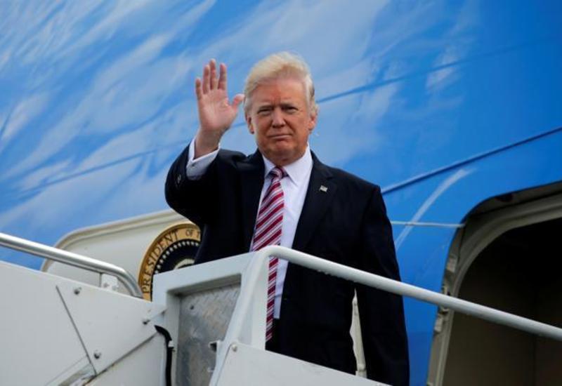 Трамп совершит свой первый визит в Австралию