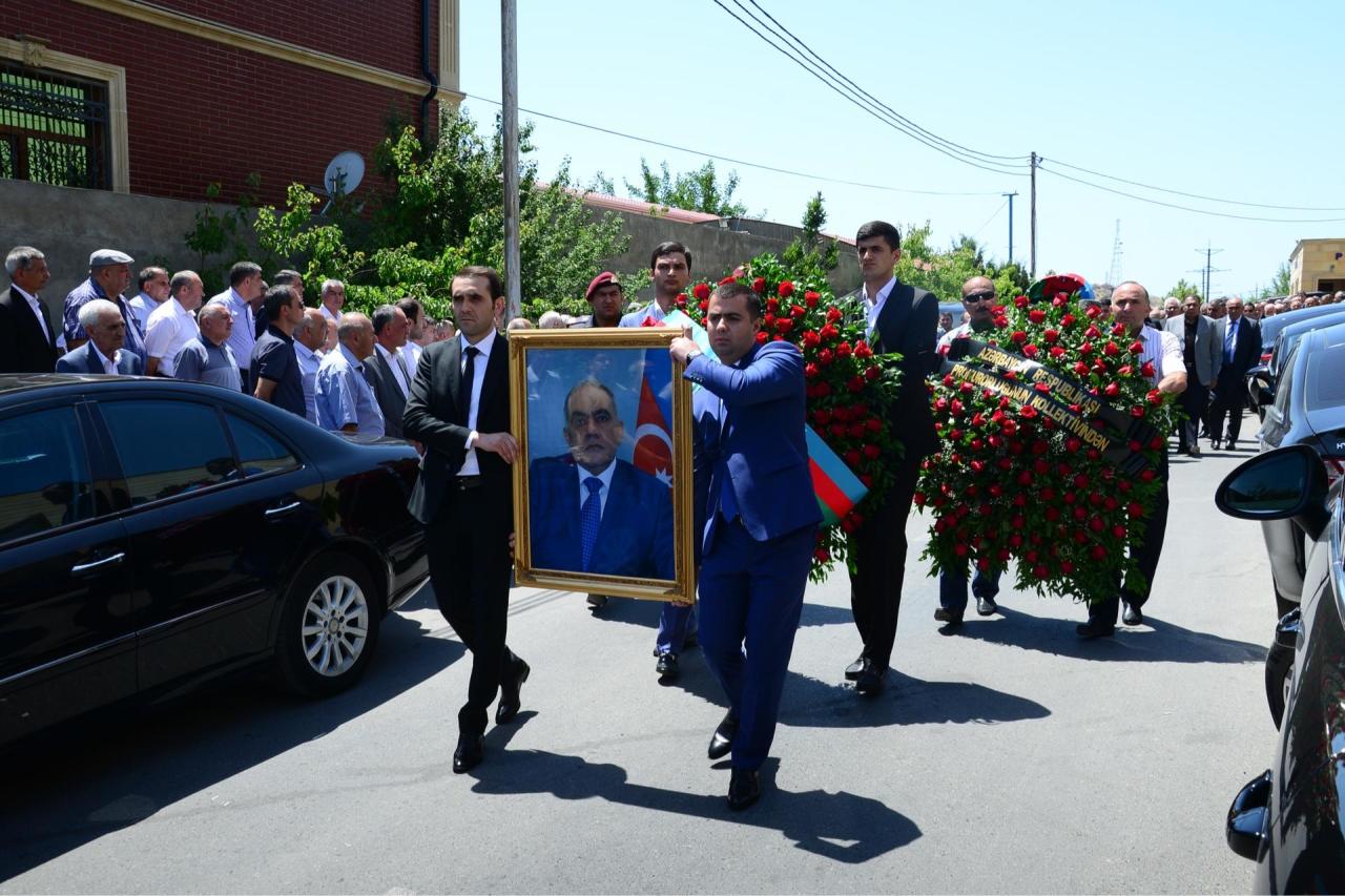 Состоялись похороны министра оборонной промышленности Явера Джамалова