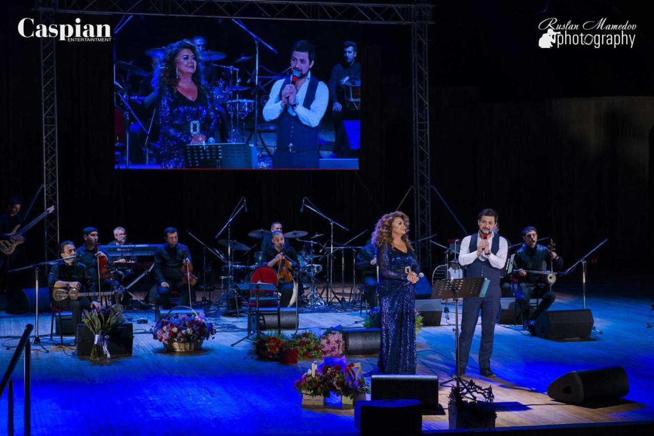 В Зеленом театре Баку прошел большой сольный концерт Назакят Теймуровой