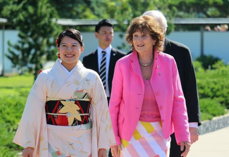 Еще одна японская принцесса решила отказаться от титула ради простолюдина