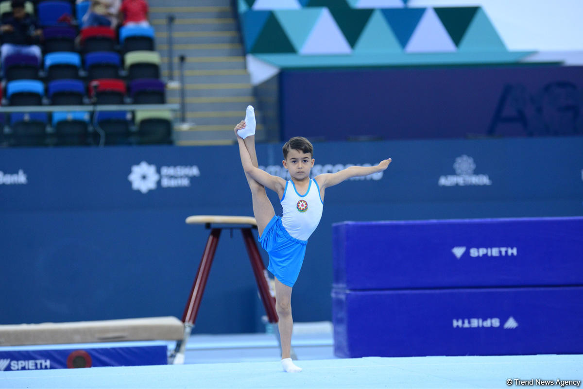 Стартовал второй день соревнований Первенства Азербайджана и Чемпионата Баку по спортивной гимнастике