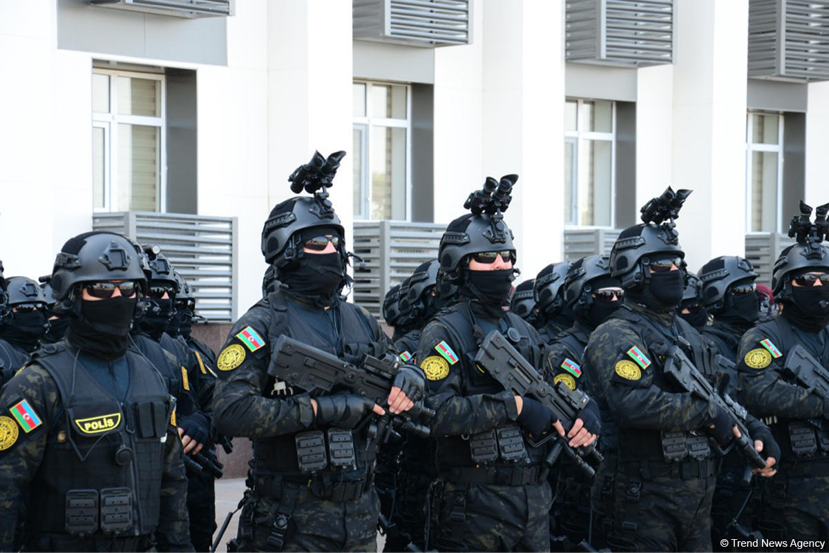 В Баку продемонстрирован новый транспорт для полиции