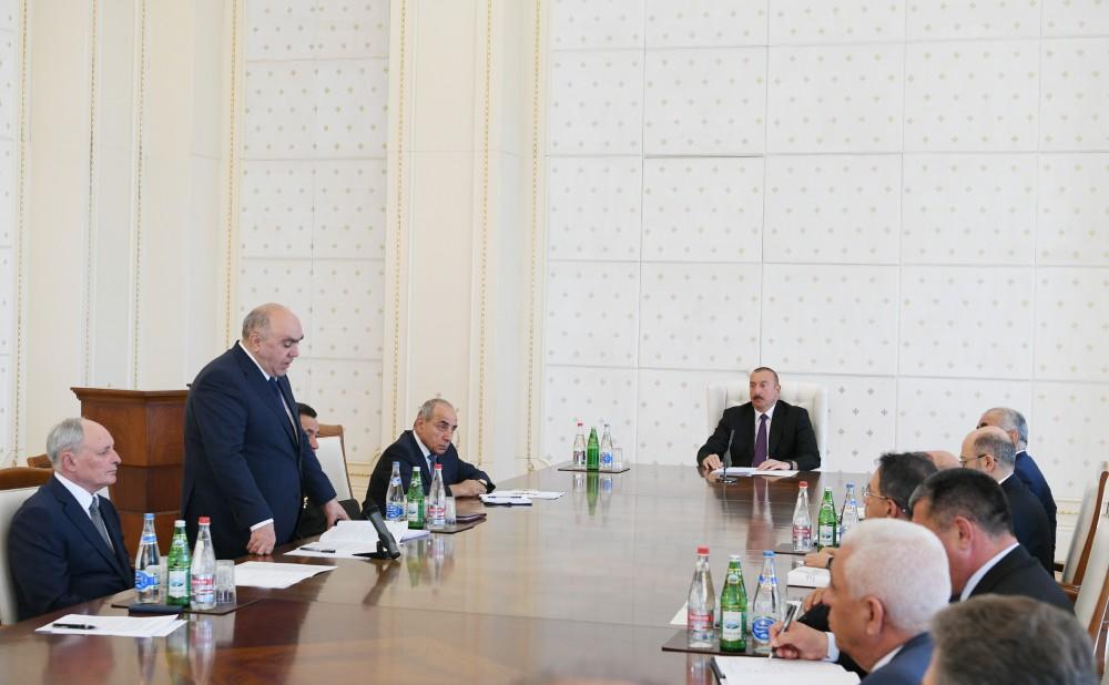 Президент Ильхам Алиев провел совещание в связи с ситуацией в энергосистеме Азербайджана