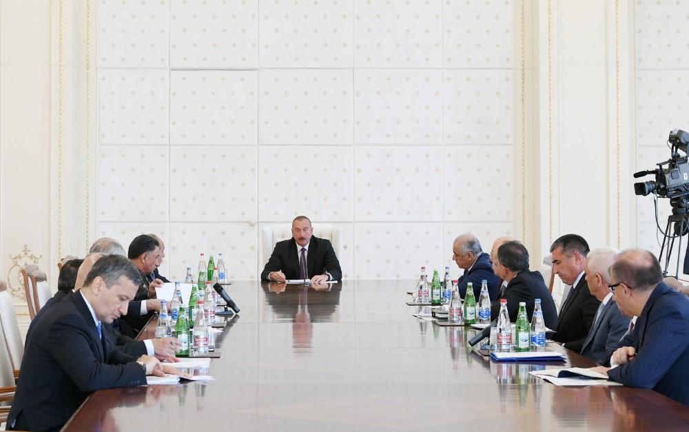 Президент Ильхам Алиев провел совещание в связи с ситуацией в энергосистеме Азербайджана