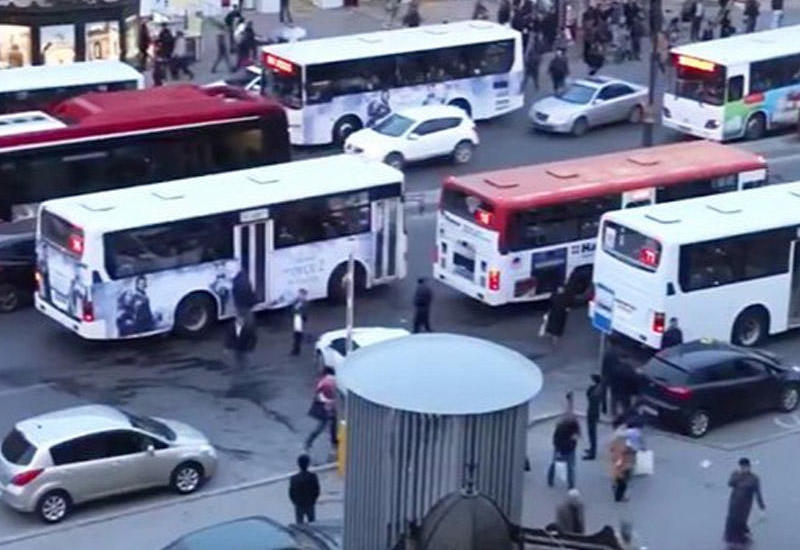 В Баку изменились маршруты двух автобусов