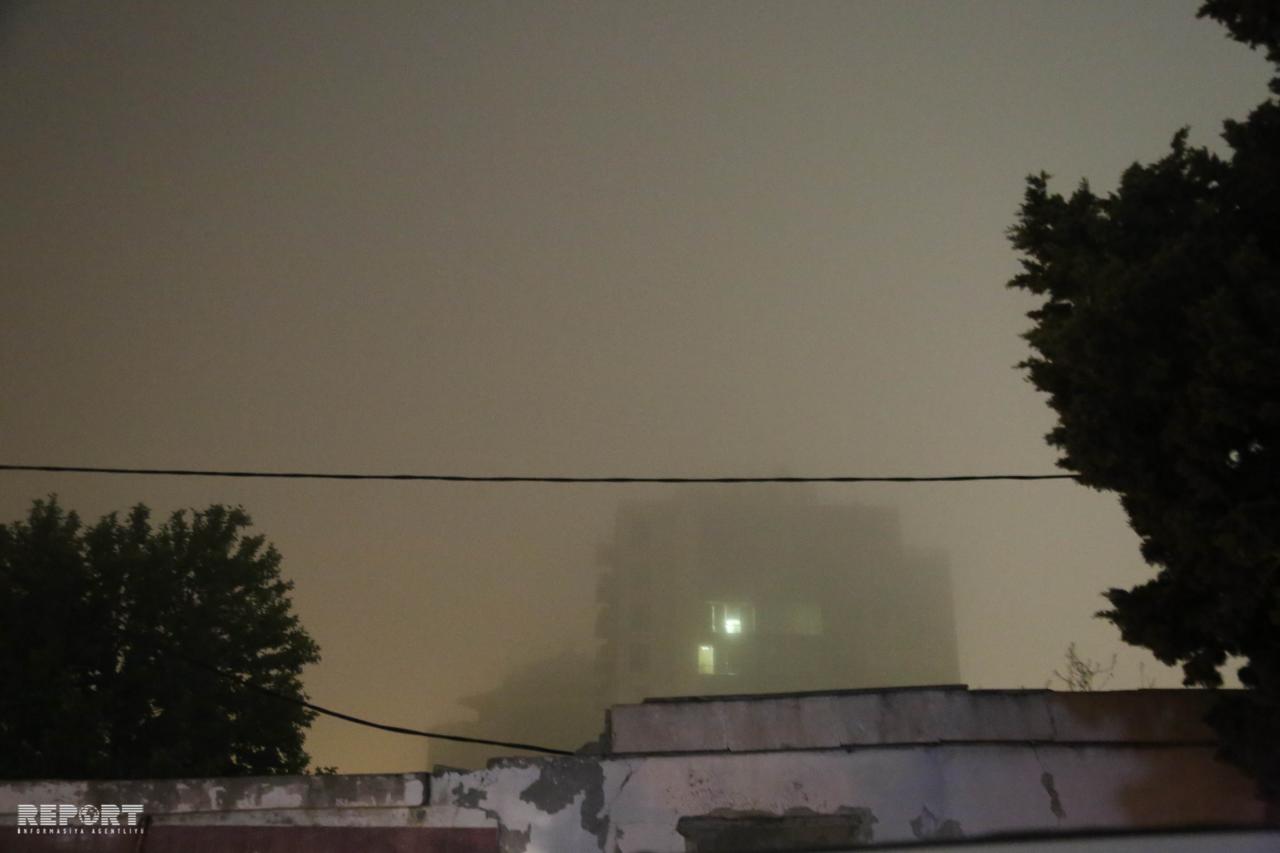 Названы причины плотного тумана в Баку