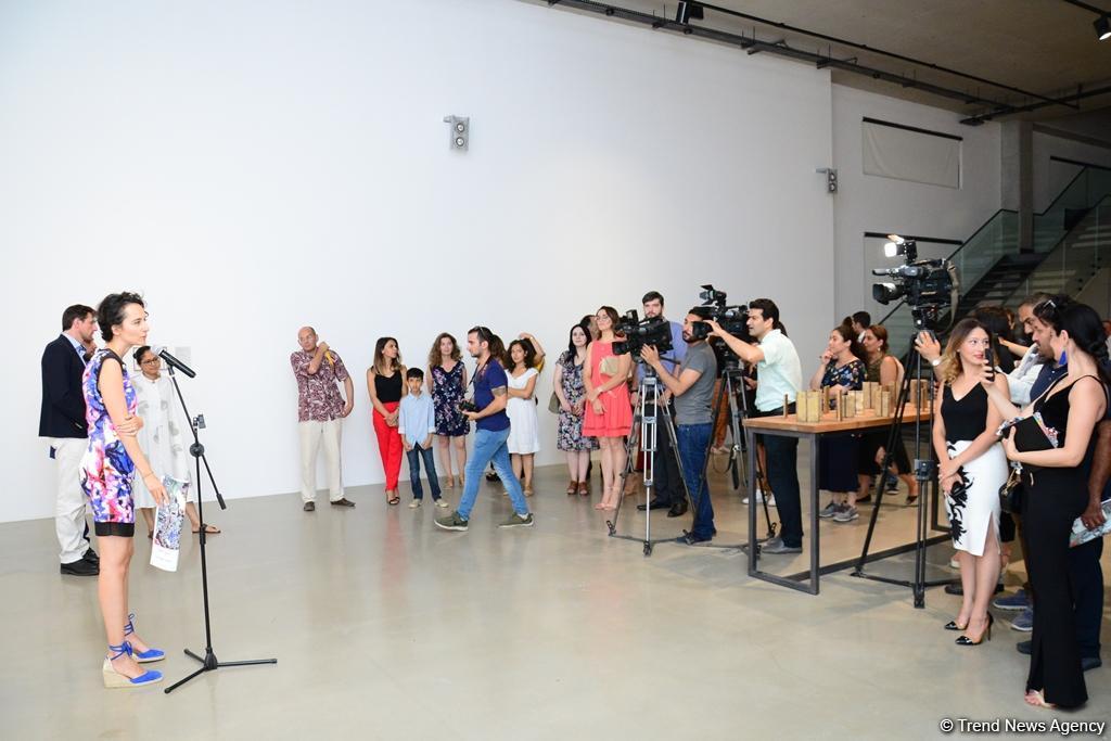 YARAT представил выставку всемирно известной художницы Шилпы Гупты "И в твой язык я не вмещусь"