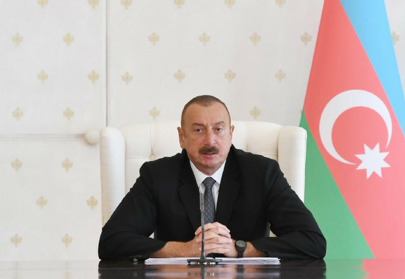 Президент Ильхам Алиев: До конца года планируется выпустить на линию скорый поезд Баку-Гянджа