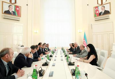 Иран может арендовать одну из частных клиник в Азербайджане