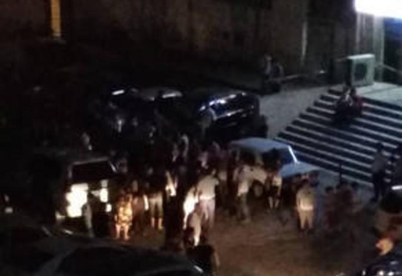 В Баку сорвался лифт с пассажирами, есть пострадавшие