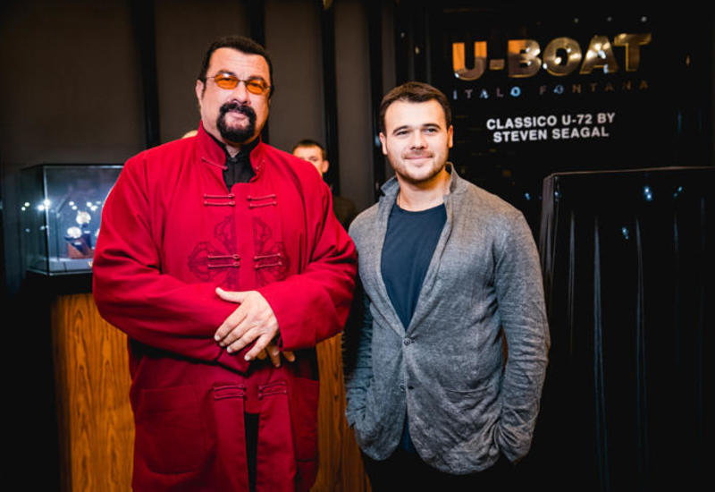 Стивен Сигал выступит на берегу Каспия в Баку