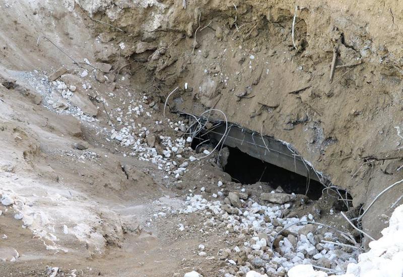 Bakıda çökən yolun altından tapılan "tunel"in SİRRİ ÇÖZÜLDÜ <span class="color_red"> - FOTO</span>