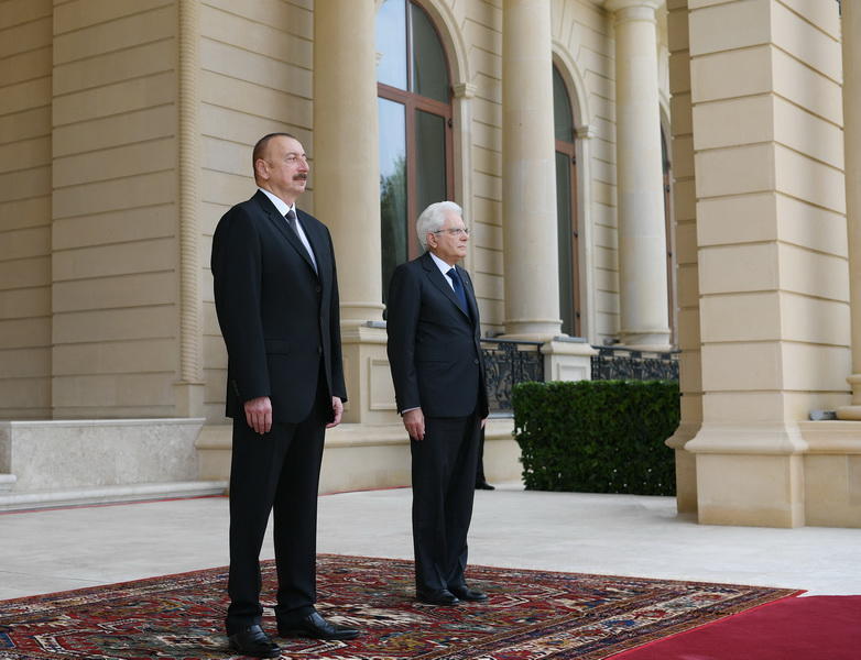 Президенты Азербайджана и Италии выступили с заявлениями для печати