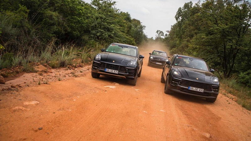 Porsche готовится представить обновленный Macan