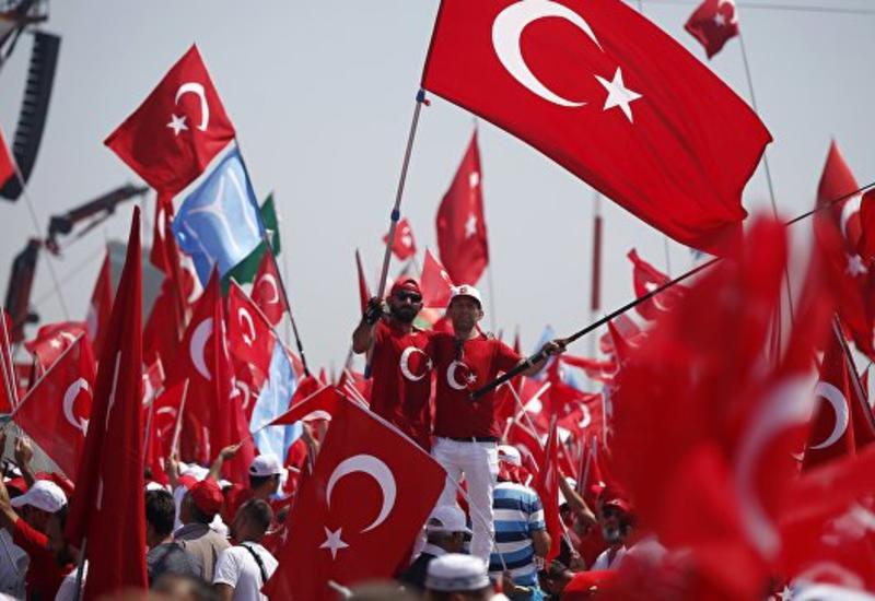 В Турции завершилось действие режима ЧП