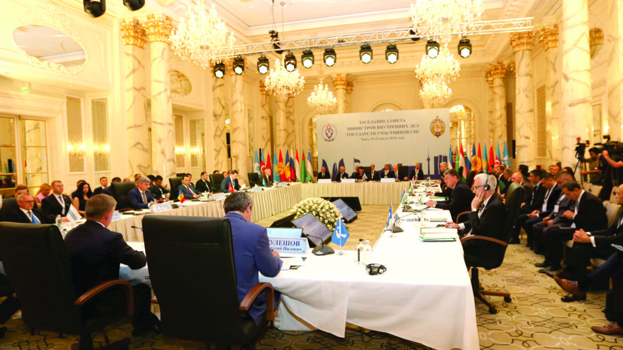 Главы МВД стран СНГ подписали в Баку межгосударственный протокол