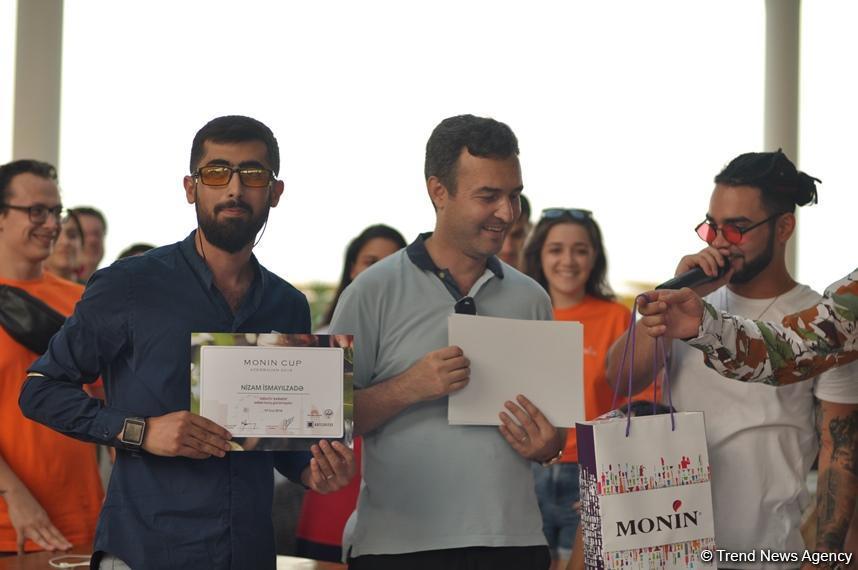 В Баку определен победитель Monin Cup 2018 Azerbaijan – лучший бармен поедет во Францию