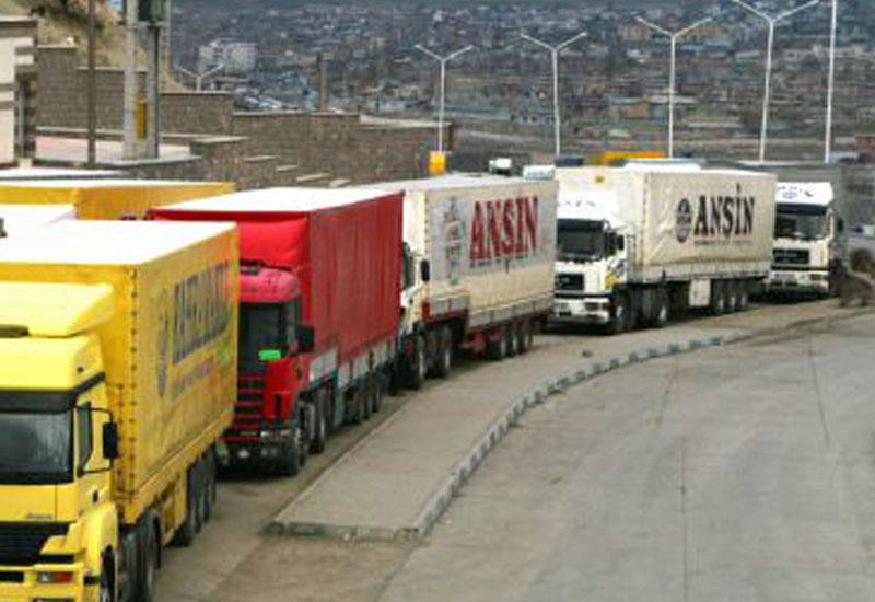 Иран отменил пошлину за транзитные грузоперевозки из Азербайджана
