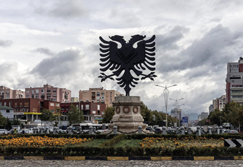 Албанец убил восемь родственников и ответил на критику в Facebook
