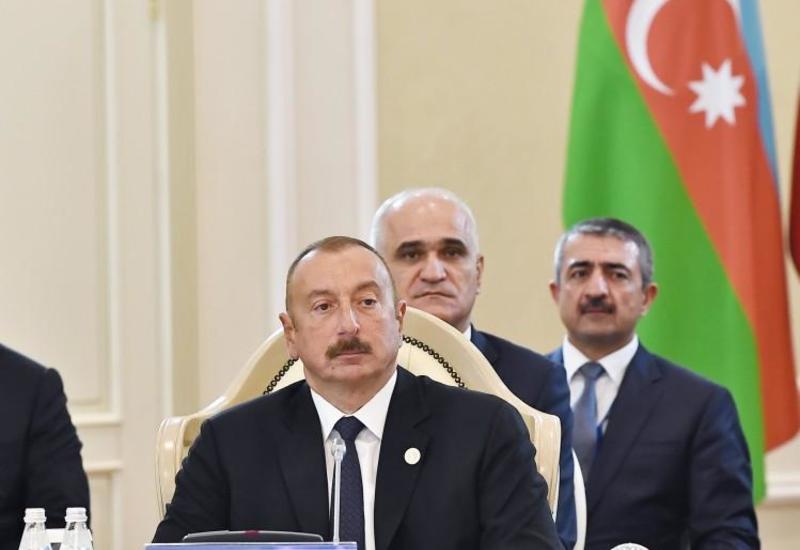 Президент Ильхам Алиев: Азербайджан ожидает многократного увеличения грузоперевозок по Баку-Тбилиси-Карс в предстоящие годы