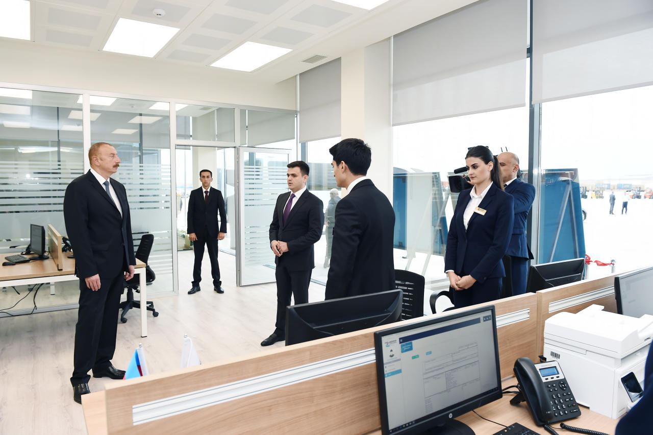 Президент Ильхам Алиев принял участие в открытии Абшеронского логистического центра