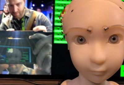 İnsanın üz ifadəsini təkrarlayan robot hazırlanıb