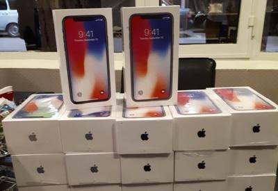 Ölkəyə “iPhone X" gətirmək istəyən şəxsdən ağlagəlməz üsul <span class="color_red">- VİDEO</span>