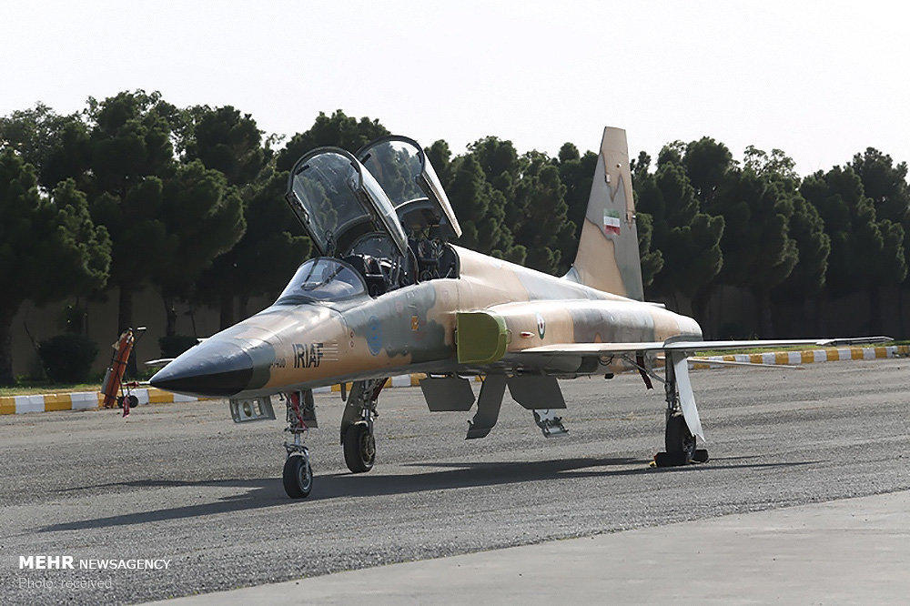 Иран представил свой первый истребитель собственного производства