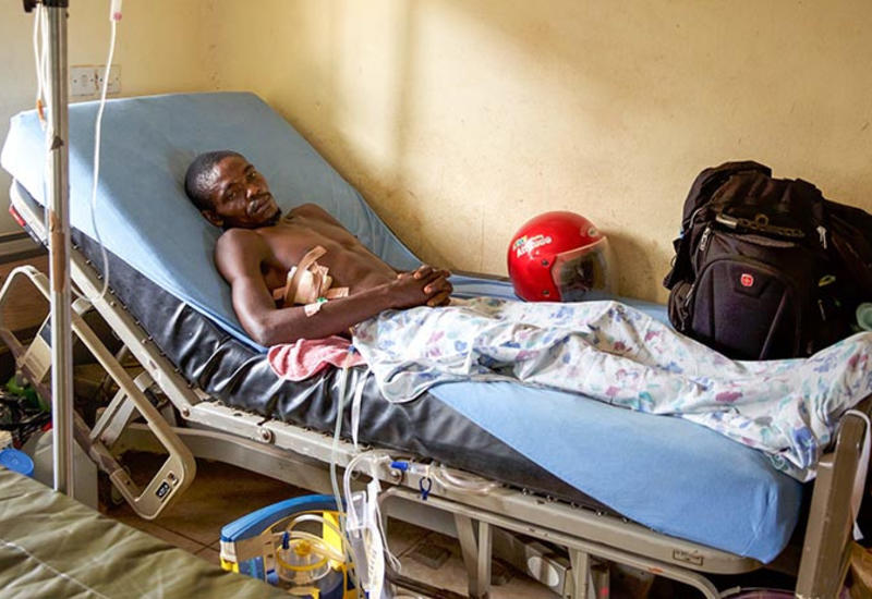 В Конго растет число зараженных вирусом Эбола