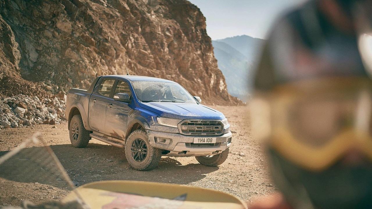 Ford показал экстремальный Ranger Raptor для Европы