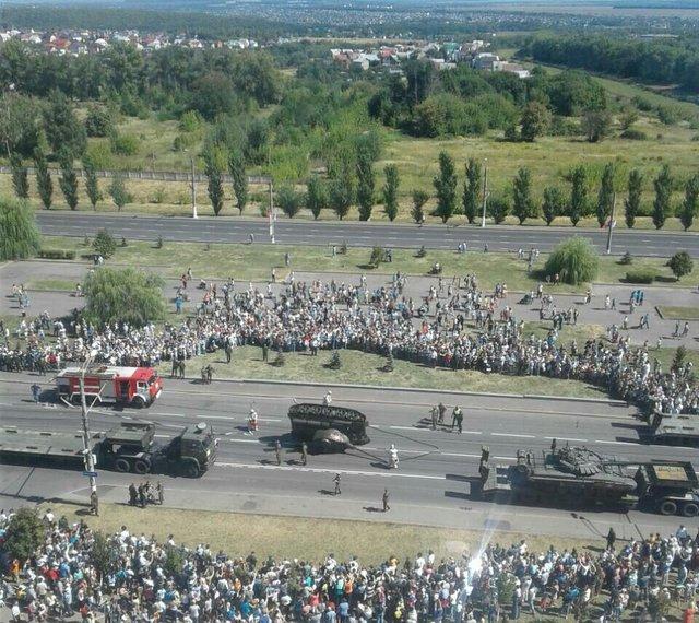 В России перевернулся танк