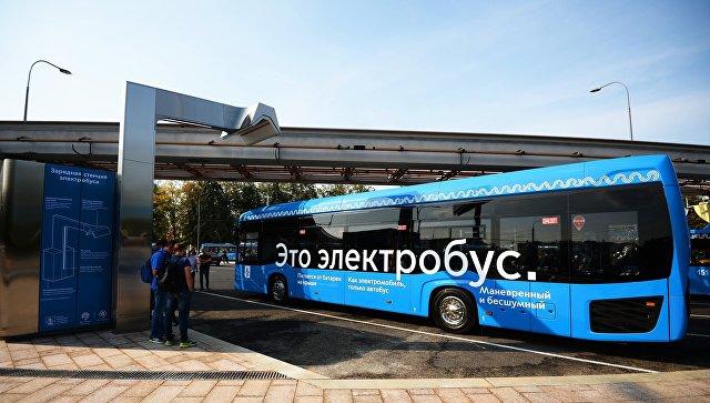 В Москве на городские маршруты запустили электробусы