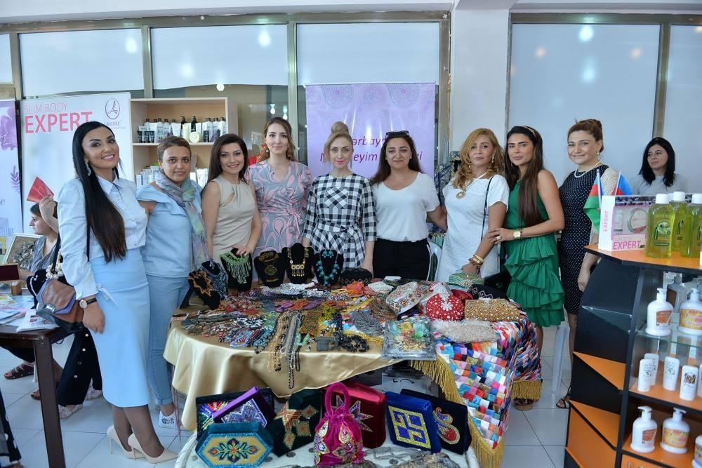 В Баку прошла выставка ручных изделий женщин-предпринимателей