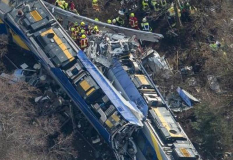В ЮАР столкнулись поезда, около 100 пострадавших