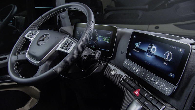 Представлен очень крутой грузовик Mercedes-Benz с камерами вместо зеркал