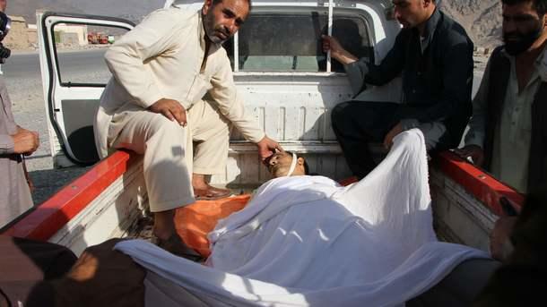 Теракт в Афганистане: погибли 32 человека, 128 – ранены