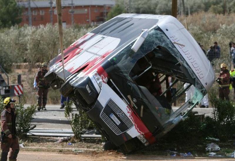 Автобус со студентами попал в тяжелое ДТП в Италии