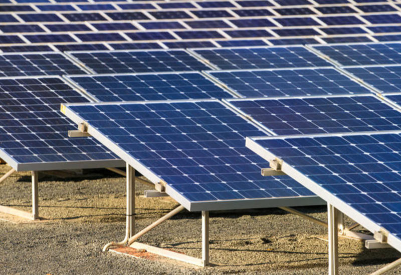Азербайджан может построить солнечные электростанции за рубежом