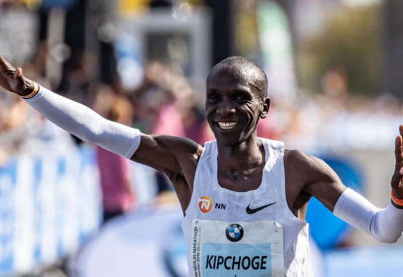 Олимпийский чемпион пробежал Берлинский марафон с новым мировым рекордом