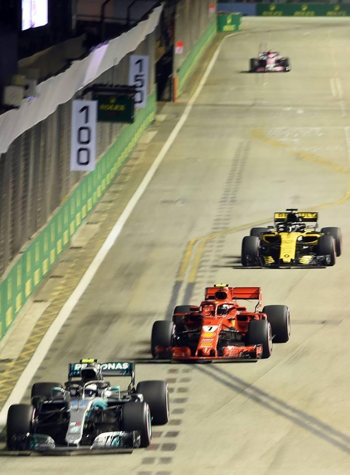 Яркие моменты первых двух дней Гран-при Сингапура «Формулы-1»