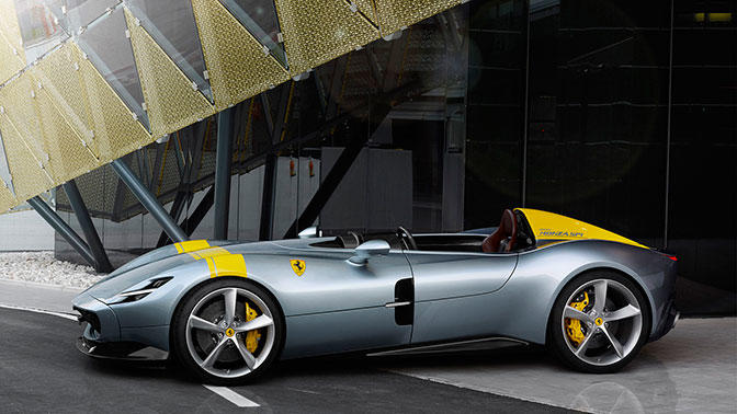 Ferrari представила «самый мощный суперкар» за миллион фунтов