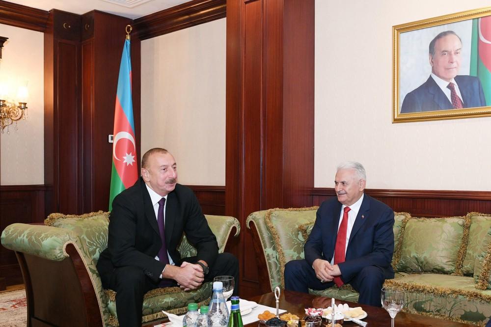 Президент Ильхам Алиев встретился с председателем Великого национального собрания Турции