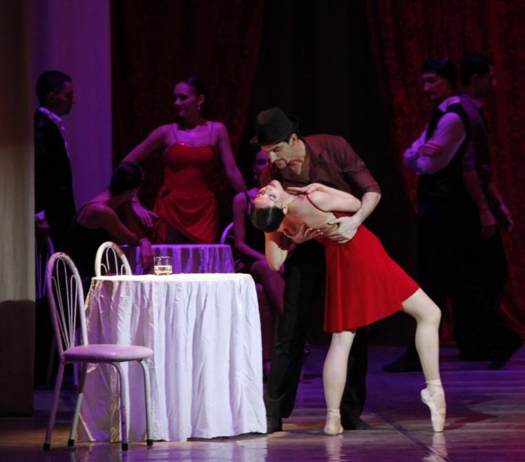 В рамках Х Музыкального фестиваля Узеира Гаджибекова состоялся показ балета «Любовное танго»