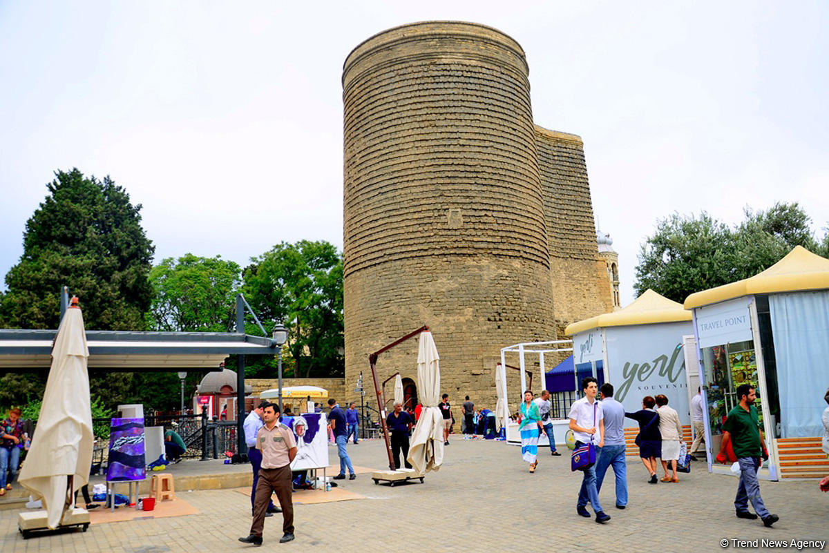 В рамках Фестиваля Насими стартовал фестиваль "Девичья башня"