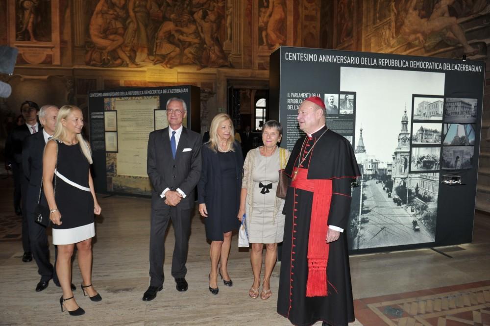 При организации Фонда Гейдара Алиева в Ватикане торжественно отметили 100-летний юбилей АДР