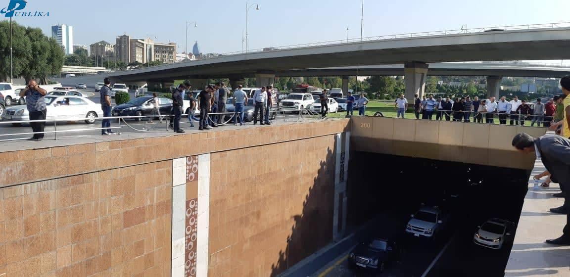 Тяжелое ДТП в Баку: автомобиль упал в туннель